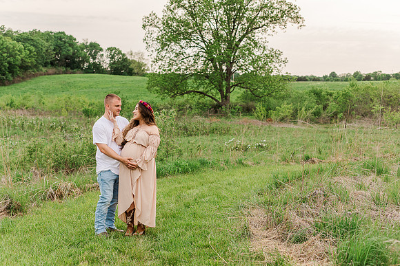 Broemmelsiek Park Maternity Session Defiance MO - St Charles County Park - Brittany Lynn Imagery - STL St Louis Wedding Portrait Photographer-24