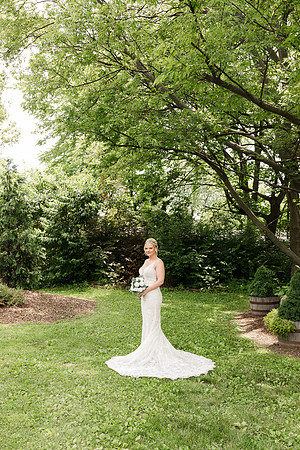 Marry Me Cottage Micro Wedding - Brittany Lynn Imagery - STL St Louis Wedding Portrait Photographer - STL Wedding Venue-10
