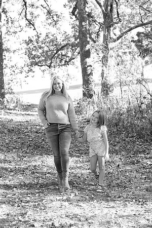 Myers - Brittany Lynn Imagery LLC - STL St Louis MO Portrait Photographer BW-44