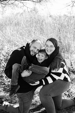 Schaab - Brittany Lynn Imagery LLC - Brittany Branson - STL St Louis St Charles MO Portrait Photographer BW-17